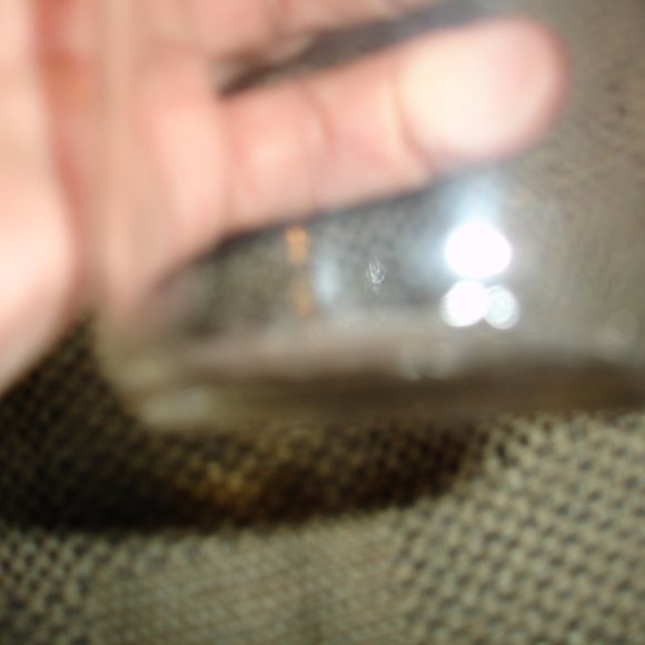 Bundle of 4 Vintage Half Pint Clear Glass Bottles No Lid - Meadow Gold Milk Plus - Picture 6 of 11